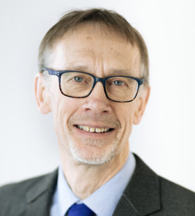 Headshot of Peer Baneke, CEO, MS International Federation